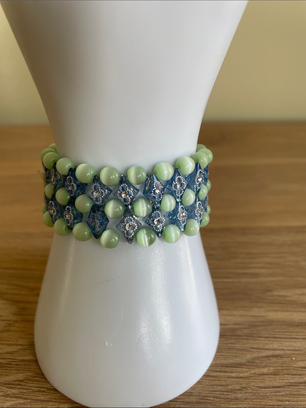 VINTAGE HANDMADE BEADED STRETCH CUFF BRACELET Mint Green Cat Eye & Blue Crystals